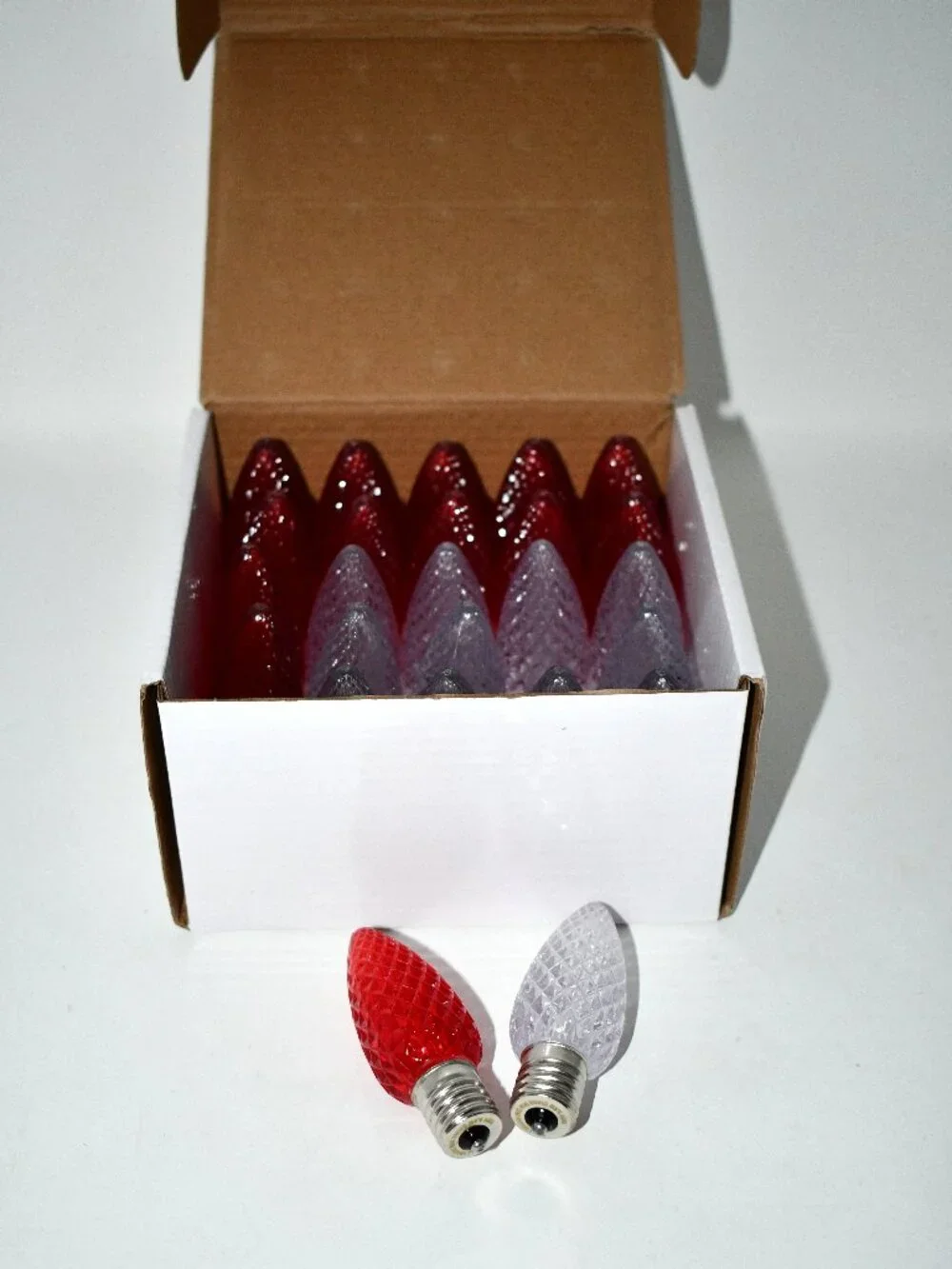 Novelty Lights C9 LED Replacement Bulbs, 25PK, Red/ Warm White, Dimmable, NWT